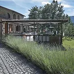 Spacious Countryside Escape Semesterbostad