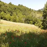 Semesterbostad Spacious Countryside Escape Valtopina
