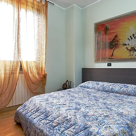 Spacious Countryside Escape בית נופש