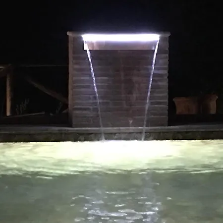Spacious Countryside Escape بيت للعطل